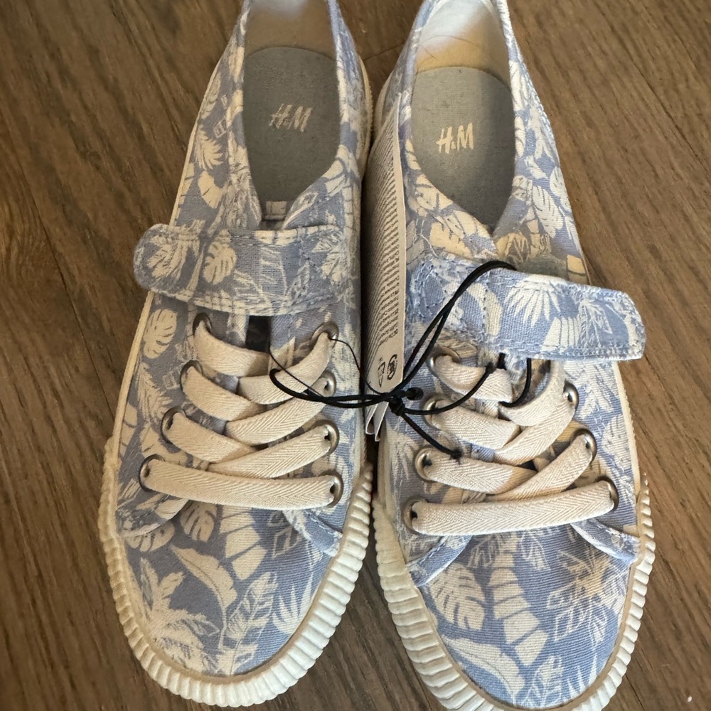 H&M Light Blue Floral Strap Sneakers